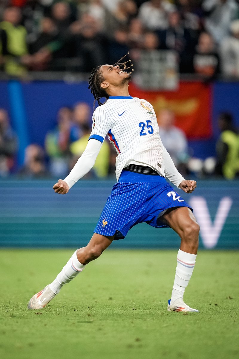 LA DÉLIVRANCE 💙🤍❤️

#PORFRA | #FiersdetreBleus