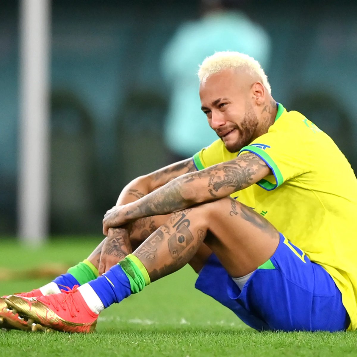 Messi’s teammates have stepped up for him.

Cristiano’s teammates have stepped up for him.

Mbappé’s teammates have stepped up for him.

When will we have teammates to help Neymar?