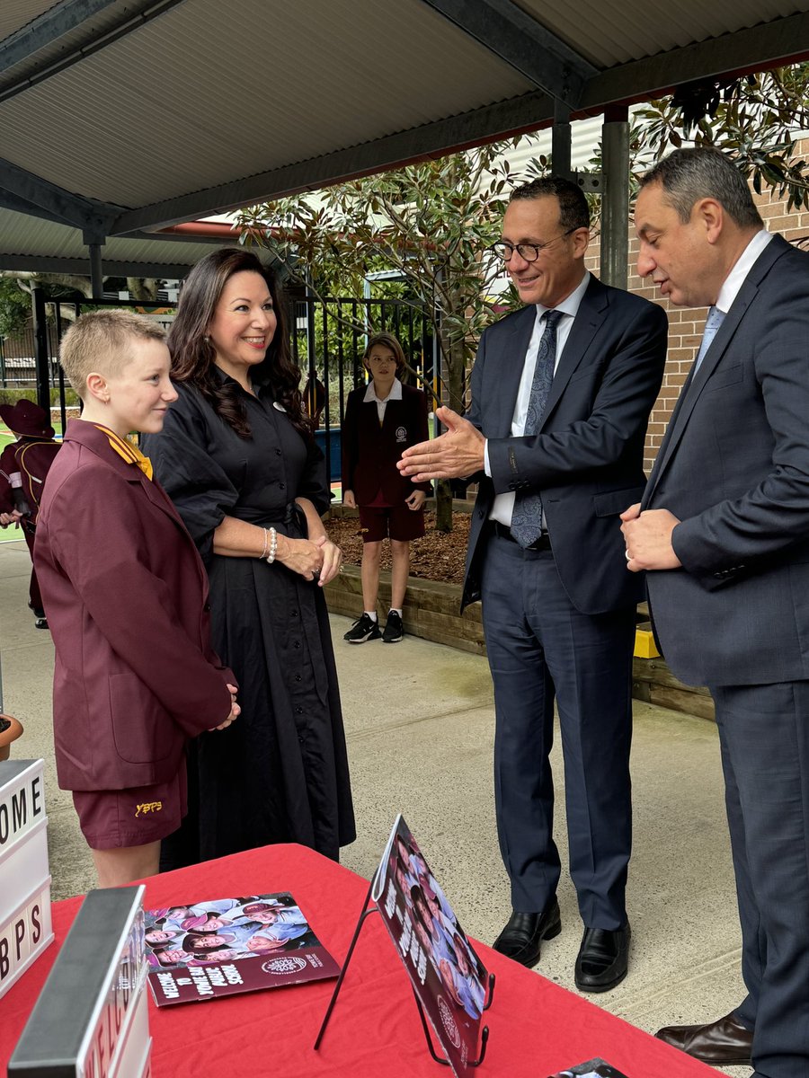 Bronwyn Jeffree (@bronwynjeffree) on Twitter photo A great day at Yowie Bay PS. Soccer ⚽️ shootouts, Academic competition between <a href="/dizdarm/">Murat Dizdar</a> and <a href="/MarkBarraket/">Mark Barraket</a> with the students. A beautiful award for our students who raised $215000 for childhood ovarian cancer and a 30year certificate for me. #lovewhereyoulearn <a href="/k_rigas/">Kay Rigas</a> A great day at Yowie Bay PS. Soccer ⚽️ shootouts, Academic competition between <a href="/dizdarm/">Murat Dizdar</a> and <a href="/MarkBarraket/">Mark Barraket</a> with the students. A beautiful award for our students who raised $215000 for childhood ovarian cancer and a 30year certificate for me. #lovewhereyoulearn <a href="/k_rigas/">Kay Rigas</a>