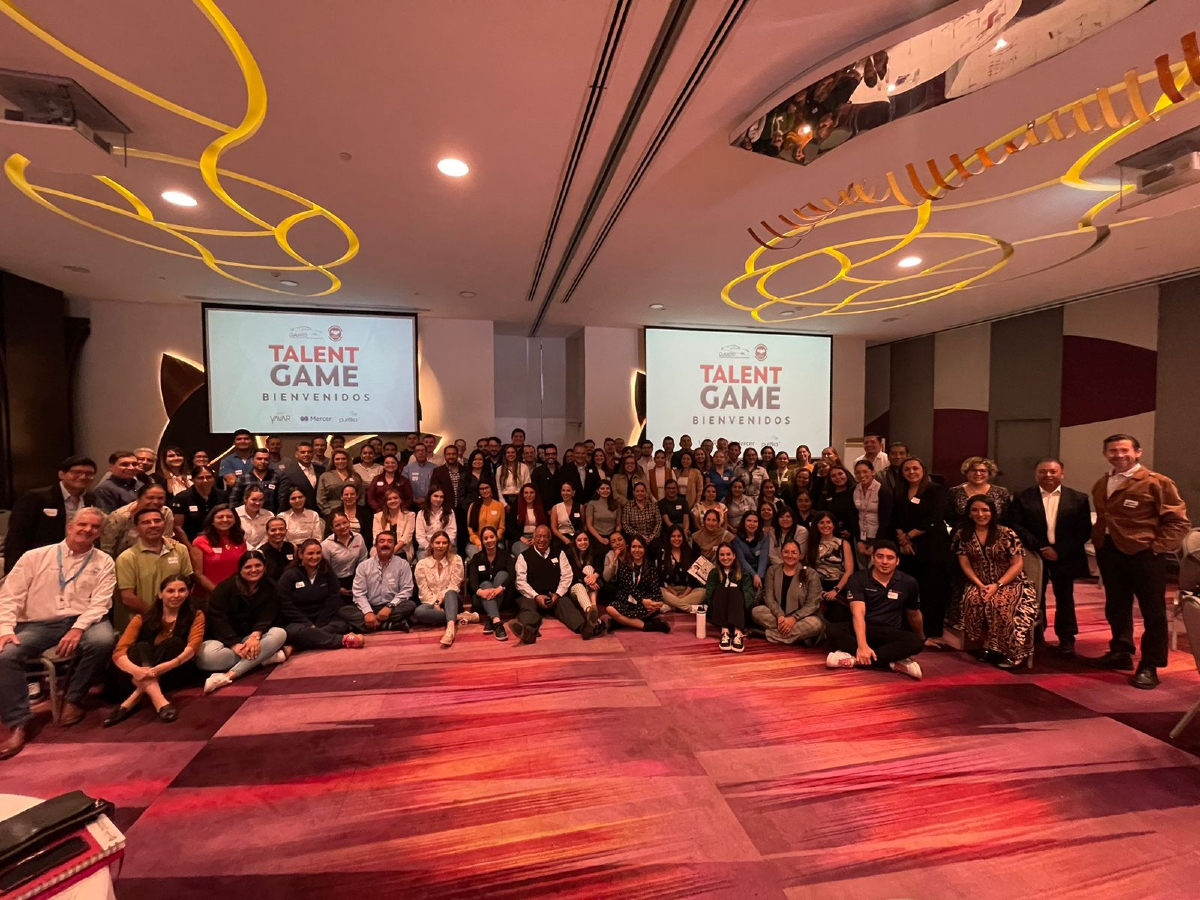 claugtoac's tweet image. ¡Ayer vivimos una experiencia increíble en Talent Game! 🚗💼 
Nuestros socios se unieron para compartir y discutir decisiones estratégicas sobre talento en la industria automotriz.

¡Gracias a todos los que participaron! 
 #TalentGame #IndustriaAutomotriz #Colaboración