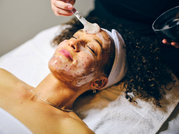 MindBodyandSkin's tweet photo. Regular facials can prevent acne, improve blood circulation, and reduce dark spots. They also provide an opportunity for professional skin care advice, leading to healthier and more radiant skin. https://t.co/BW9GRvoN7w