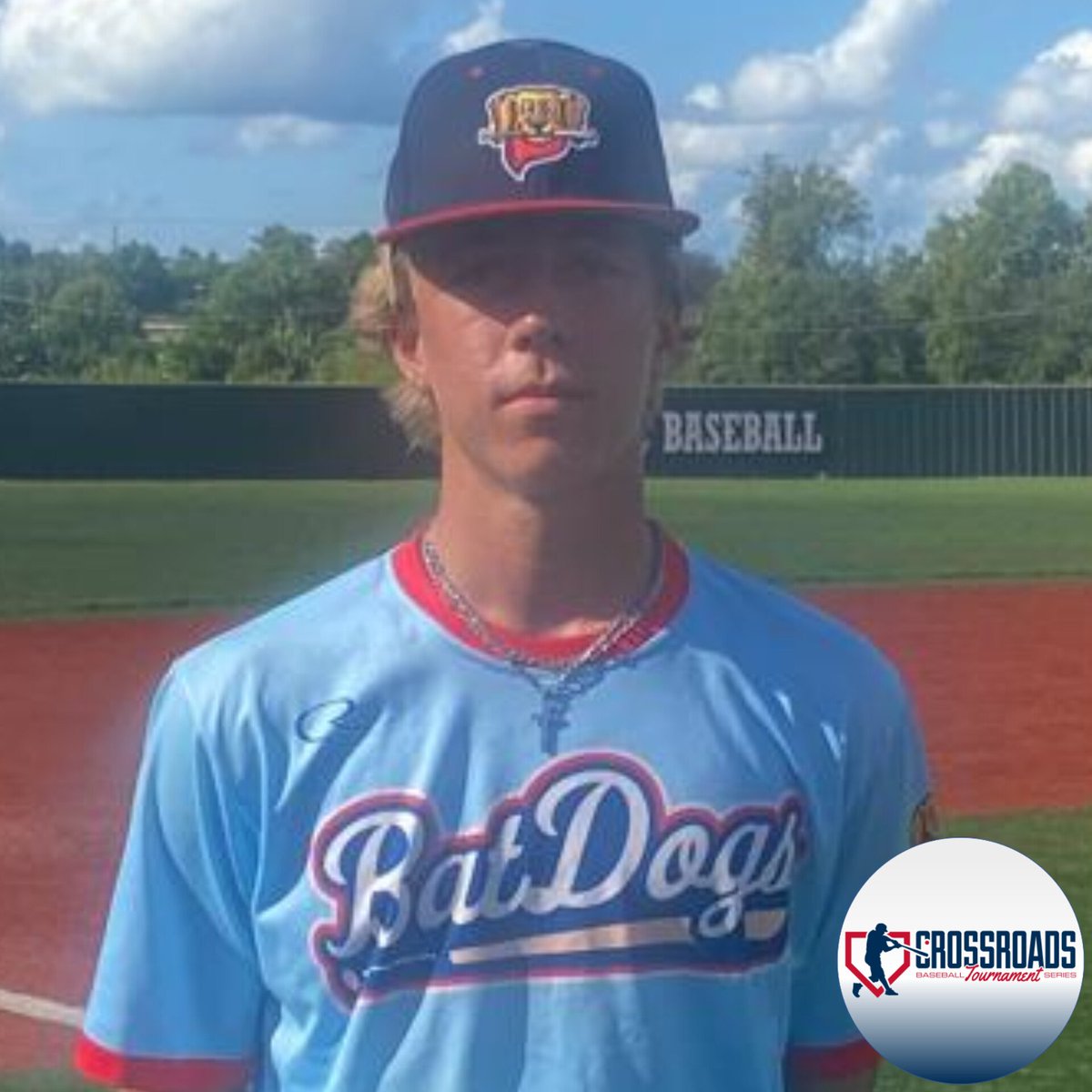 Xroads_Baseball's tweet photo. ⚾📷 𝙋𝙇𝘼𝙔𝙀𝙍 𝙊𝙁 𝙏𝙃𝙀 𝙂𝘼𝙈𝙀 📷⚾

Jackson Moses | 2025 | Shelby County HS (KY) @SC_Rockets

Played excellent defense w/ 2 diving catches in the OF in the W for @BallparkHQ BatDogs.

#BluegrassClassic https://t.co/os9EUwrFHo