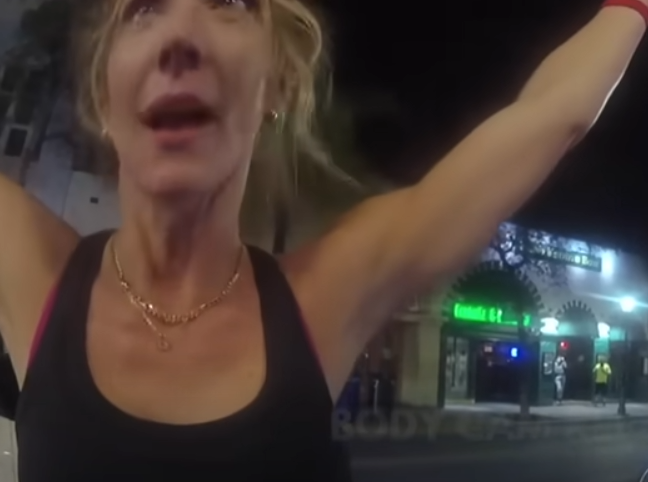 Cash4Discharge's tweet photo. Brothers, I come in a time of need. I fell in love with this milk goddess only 2 minutes into the video. Need an @ for continued gooning.  

"Lisa Jackson"? - 2-10-78

https://t.co/JK8ihYscO7 https://t.co/vP3S9aU2kk