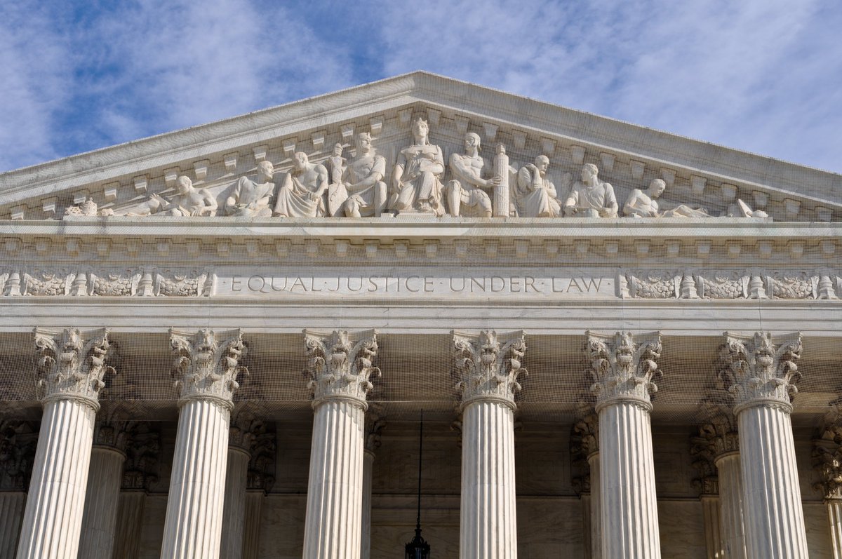 wrldgonecrazy's tweet photo. Recent #SCOTUS ruling on presidential immunity is not a departure from historic precedent or an assault on our Constitution. Be informed - not indoctrinated. https://t.co/4GeyvhRgo0 https://t.co/7iSrbdhMhy