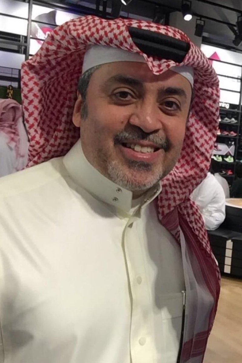 sffrlm's tweet photo. #فهد_العمرو
وداعاً ايها الرجل النبيل والجميل وداعاً لروح مفعمة بالتفائل والطيبة والكرم والجمال،،  سنفتقدك كثيراً https://t.co/WCd2o5Rh4q