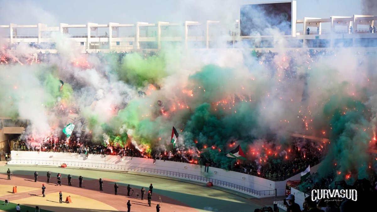 UltrasEagles_06's tweet photo. موسم استثنائي على كل الأصعدة، عرف تحديات ومطبات نجحنا في تخطيها بفضل اليقظة والتلاحم بين مختلف مكونات هذا النادي العظيم الذي لايهاب العراقيل ويتحدى كل قوانين الطبيعة والمنطق، موسم عانينا فيه من أجل إيجاد ملعب لاستقبال الخصوم...
https://t.co/Ks5guc3OVV https://t.co/fknlkmoCtr