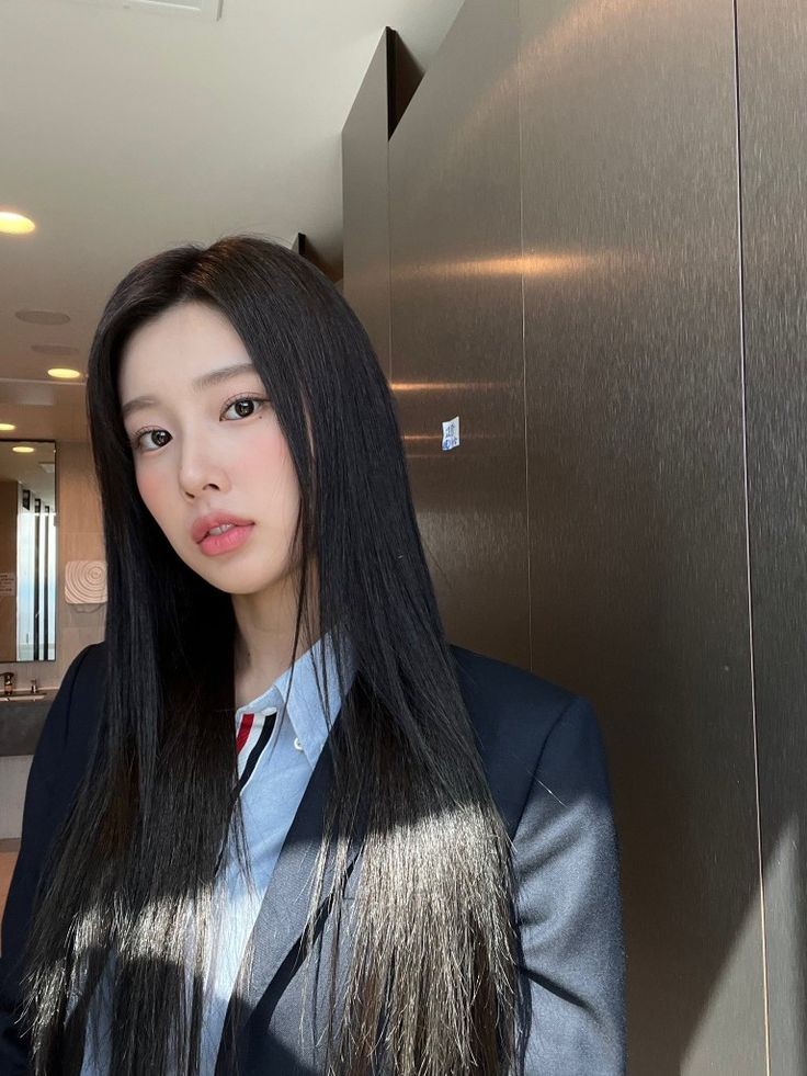 b_csengee's tweet photo. @hyemu_official Happy Birthday dear Hyewon!🩷
 You are a wonderful creature and I hope you have a great birthday!🌷🎂 Always stay healthy and happy, laugh a lot and just enjoy your life!  I love you and Happy Hyewon Day!<3    07.05 ✨️ https://t.co/QhIPZzTOq2