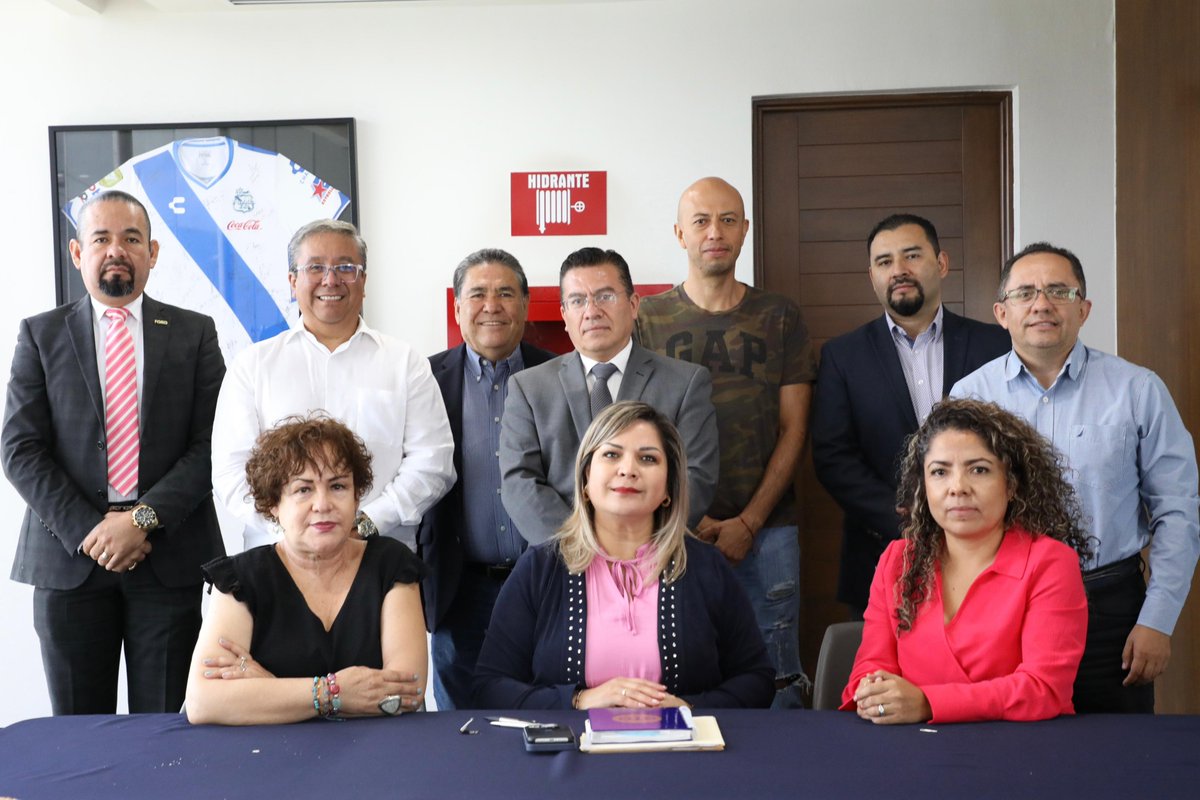 segobgente's tweet photo. En el estado protegemos los Derechos de todas y todos.

Nuestro titular @JesusOviedoH participó en la Segunda Sesión Ordinaria 2024 del Consejo Estatal de @C_PROTECCIONGTO en donde se presentó el Informe Semestral de Actividades, así como informe del consultor Jorge Ruiz Ángel. https://t.co/QM7ezCY0iW