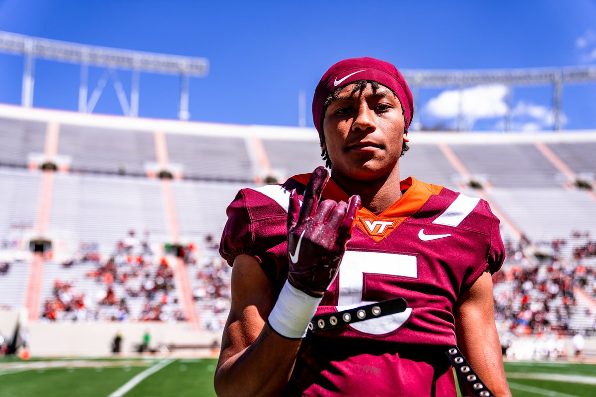 Happy birthday S/O to cornerback Josh Clarke (<a href="/jclarke1_/">Joshua Clarke</a> ) 🎉