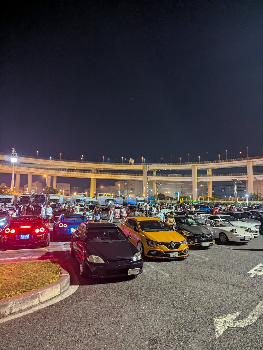 itsmejasonb's tweet photo. Had the chance to visit Daikoku parking lot for the first time ever! JDM dream! Shout out to Niche Tours!

@KiNO_STi it was amazing!! https://t.co/duRg8UnIzY