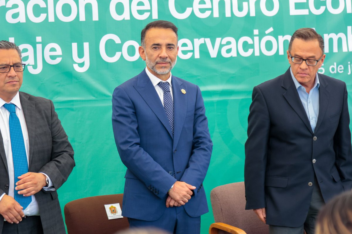 FerFlores_Emp's tweet photo. Inauguramos el "Centro Ecológico de Reciclaje y Conservación Ambiental" que funcionará como acopio de material reutilizable en San Jerónimo Chicahualco. ♻️

En equipo con los ciudadanos gobernando, protegemos y cuidamos el medio ambiente. 🌎

#MetepecBrilla
#CiudadanosGobernando https://t.co/4w3VABWWGr