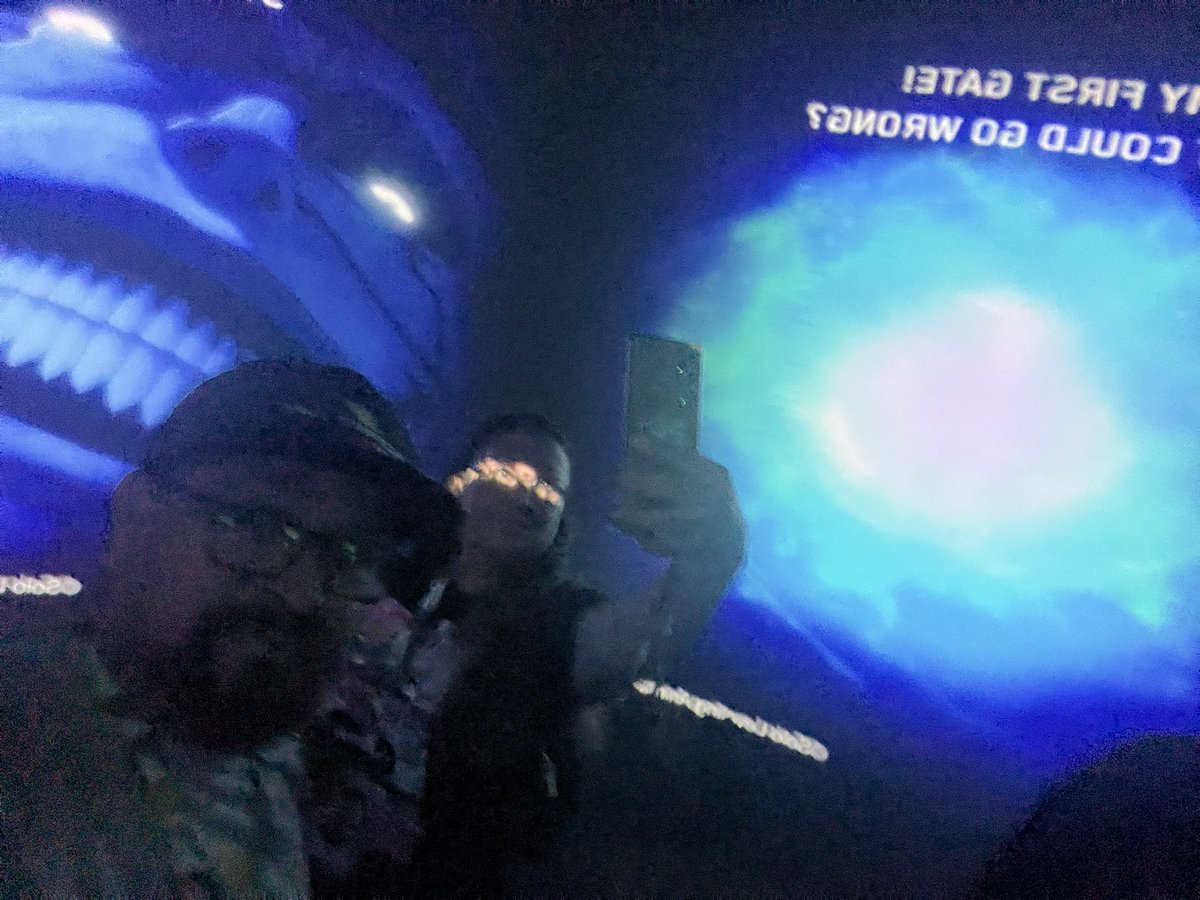 n2ones's tweet photo. @AnimeExpo doing the #sololevelingax challenge. https://t.co/YRL4oR9AL0