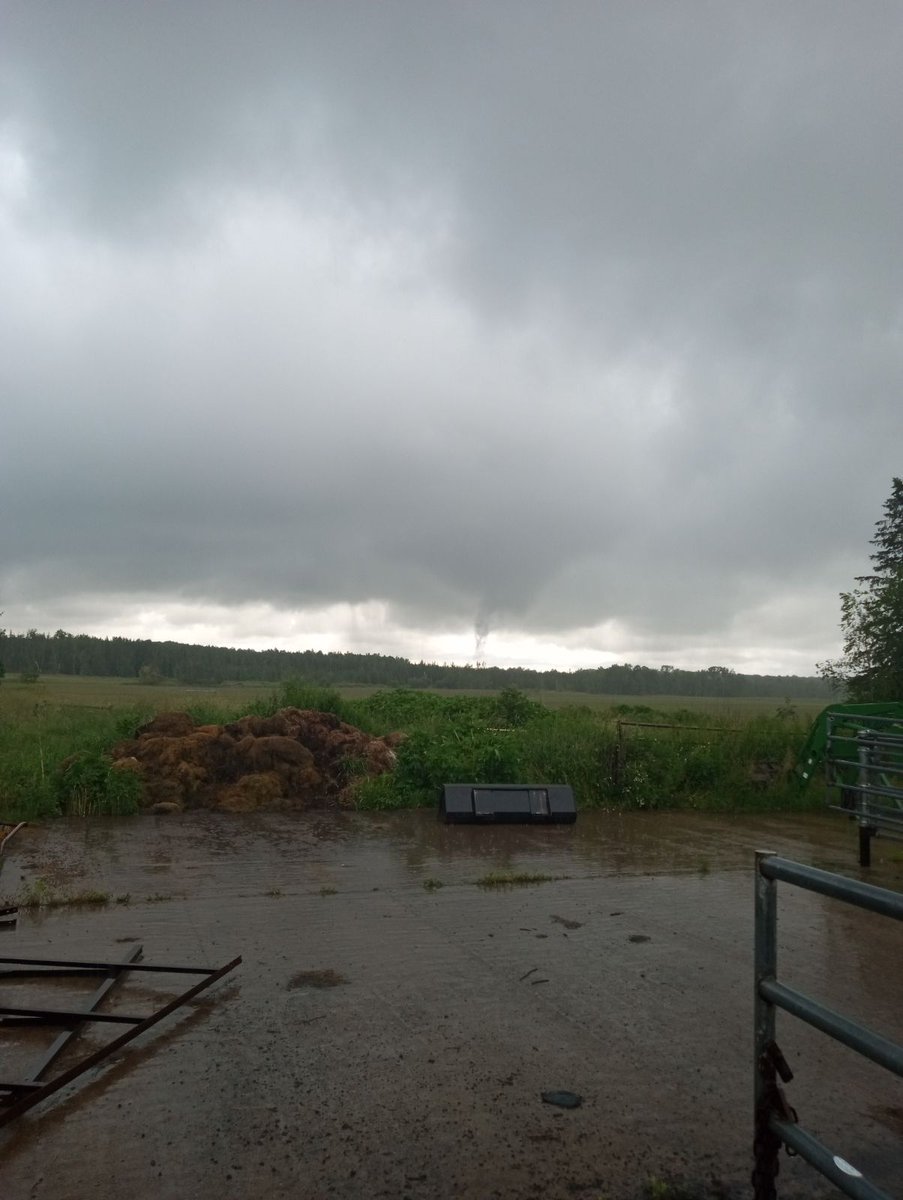 weaumaier's tweet photo. Scattered low topped cells today came with funnel threat. Pic courtesy of Tom Schafer in Medford (Taylor Co) of mid-afternoon funnel/possible tornado. #13firstalert https://t.co/1UVVGW6fBu