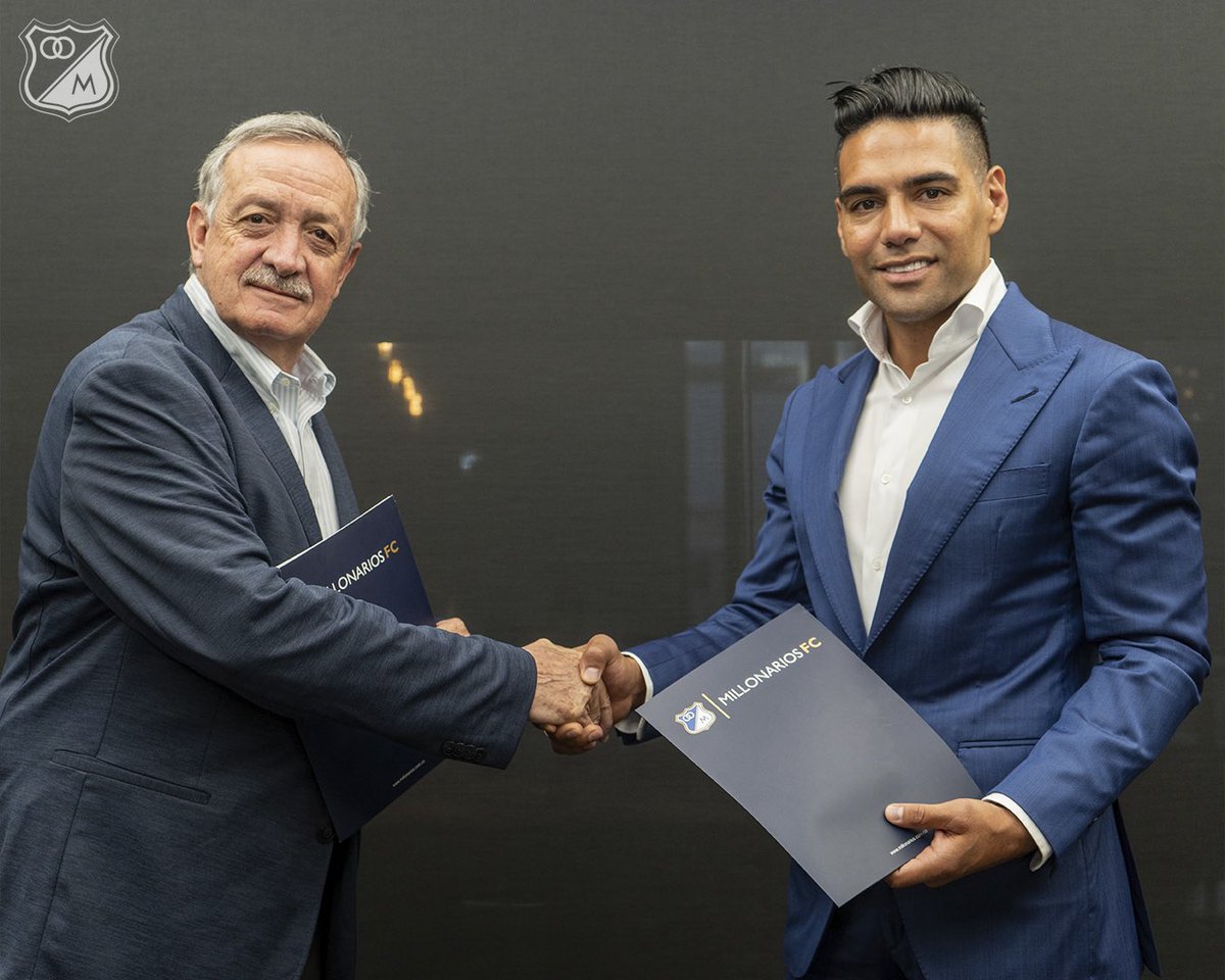 MillosFCoficial's tweet photo. 📄✍️🐅💙🔝 @FALCAO https://t.co/xFHpNbym5D