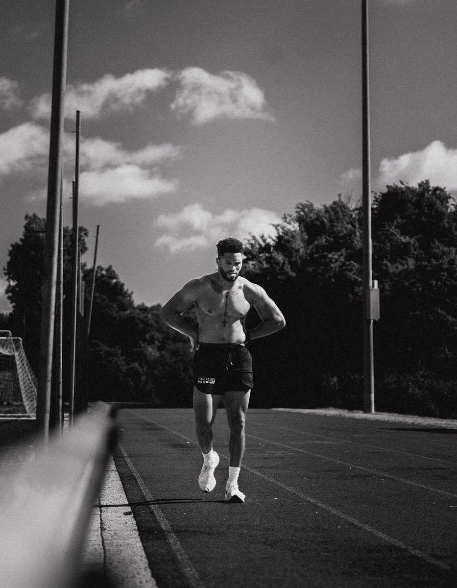 Ryan Hodge 👺 tweet media