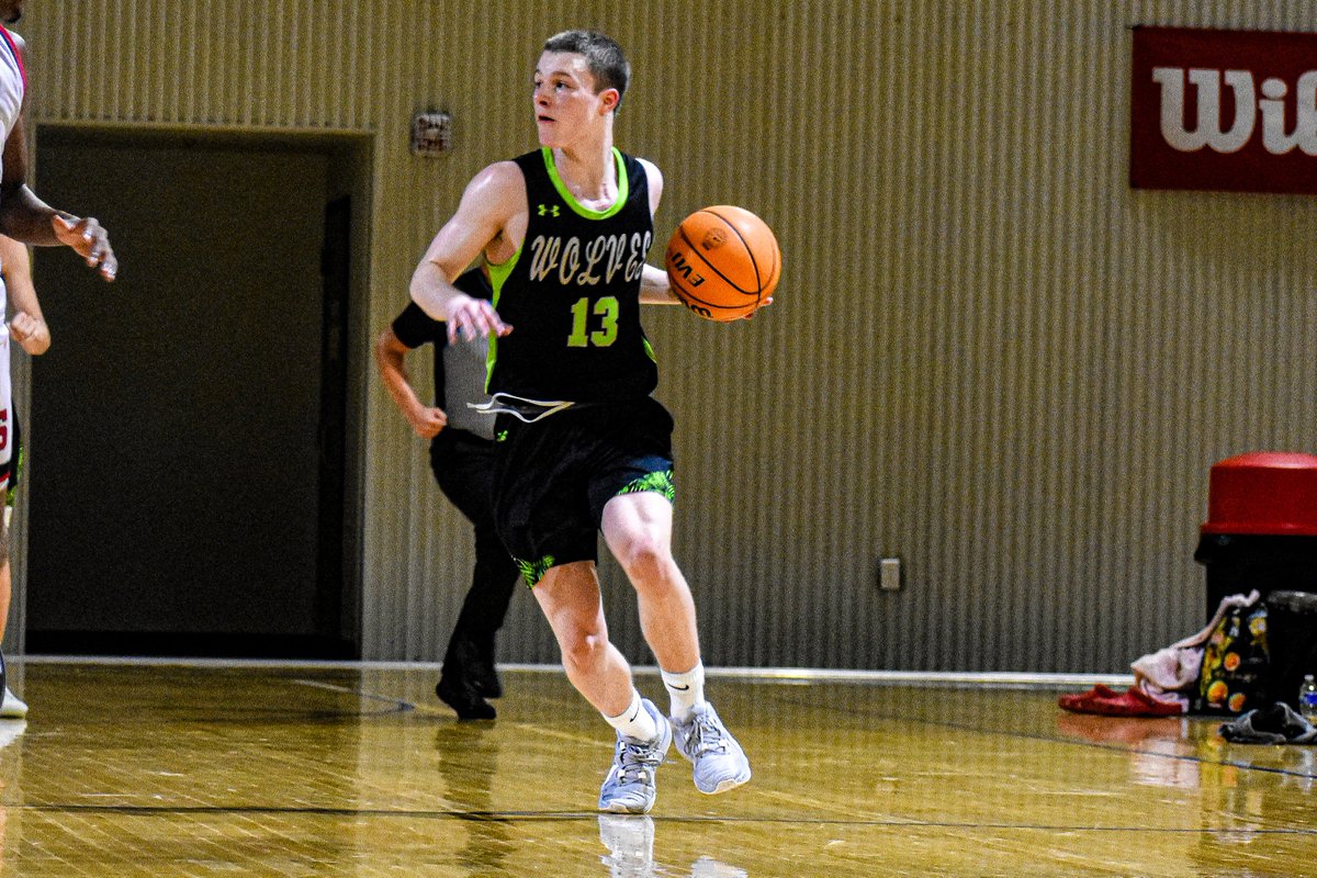 RYZE Hoops (@ryzehoops) on Twitter photo Atlanta Timberwolves Green 2025 PG Isaac Plavich (<a href="/IPlav04/">Isaac Plavich</a>) started his weekend with a bang, going for 31 points in a win over Elite Playmakers. He hit six threes and got to the rim consistently, where he finished or drew contact to get to the line. Atlanta Timberwolves Green 2025 PG Isaac Plavich (<a href="/IPlav04/">Isaac Plavich</a>) started his weekend with a bang, going for 31 points in a win over Elite Playmakers. He hit six threes and got to the rim consistently, where he finished or drew contact to get to the line.