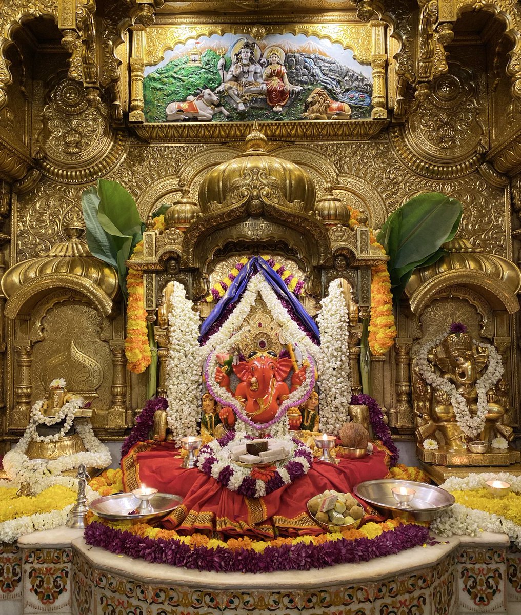 🙏 गणपती  बाप्पा मोरया 🌺मंगलमूर्ती मोरया 🙏०६/०७/२०२४
🙏Ganapati Bappa Moraya 🌺 Mangalmurti Moraya  🙏06/07/2024