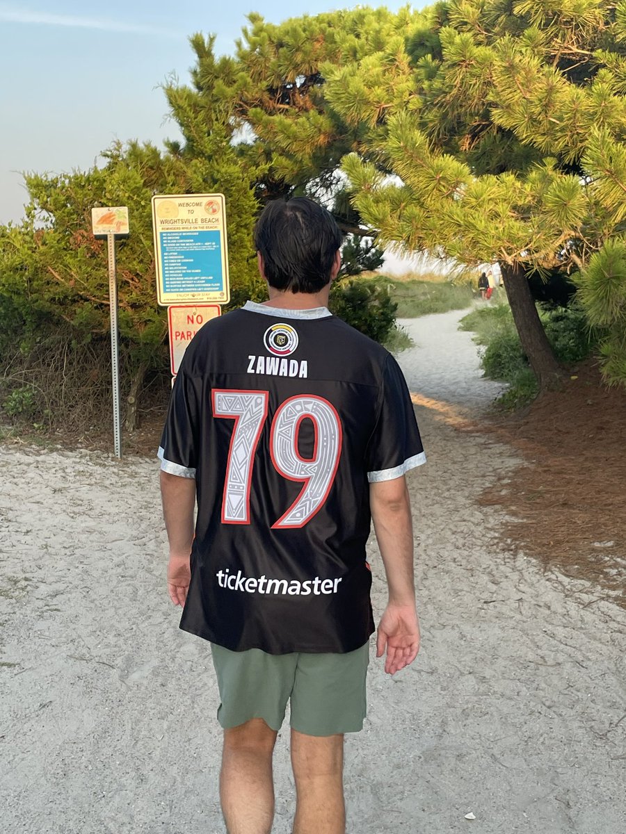 ZawadaJohn's tweet photo. Denver Outlaws watch party- Wrightsville beach NC - let’s go Josh! https://t.co/SgMXHg9Ydb