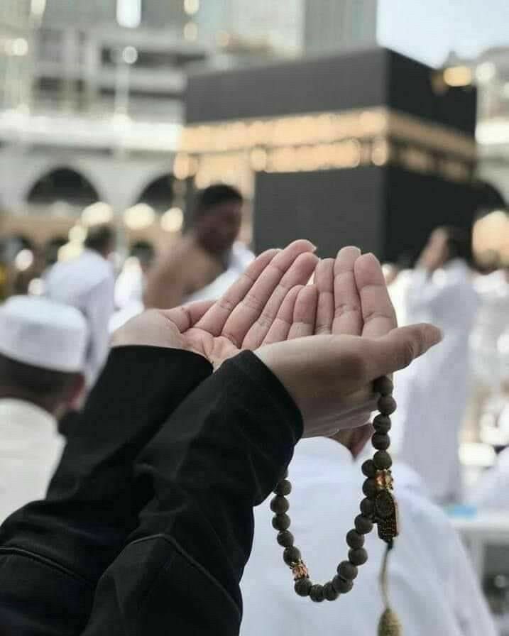 "یا اللہ" میری ہر صبح کا آغاز
'میری محنت'        'تیری رحمت' 
'میری حرکت'        'تیری برکت' 
'میرا سفر'      'تیری حفاظت' 
              اور
ہر شام کا اختتام
 'میری توبہ'       'تیری قبولیت' 
پر ہو... آمین