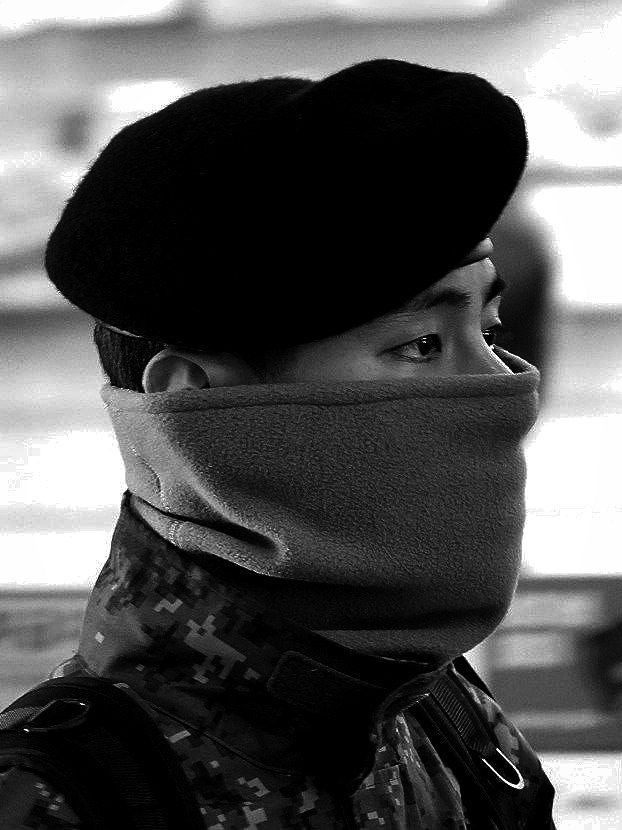 vantx's tweet photo. #taehyungmilitary #taehyung https://t.co/K3ngdBa8iE