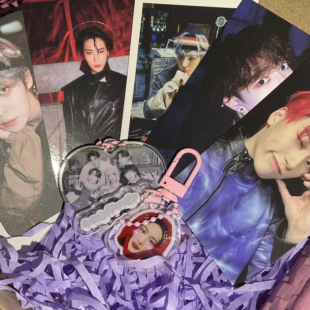 kiwiigyuu's tweet photo. π β #kiwiimails .α
β β’ PULL REVEAL HAUSHAHAH THANK YOU SA SEONGHWA & OT8 KEYRING ANG CUTE NILA HUHU π«°
π: @tinywooyoo_ #fromtinywy https://t.co/EgSHENUtLO