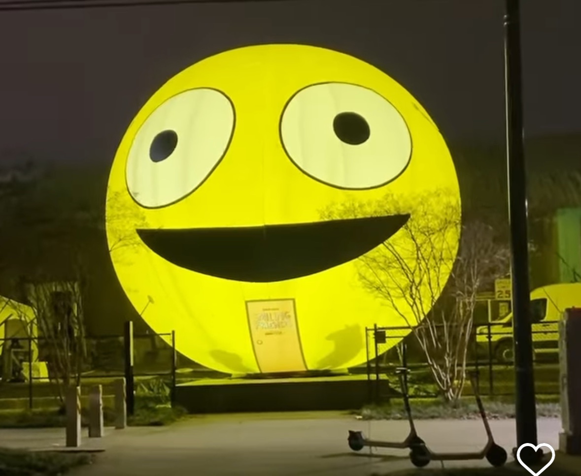 SoobyMSN__'s tweet image. VEGAS SPHERE I HAVE AN IDEAAAAA