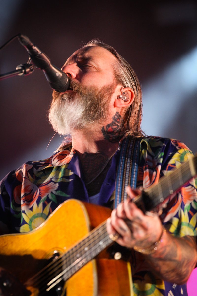 102.1 The Edge tweet media