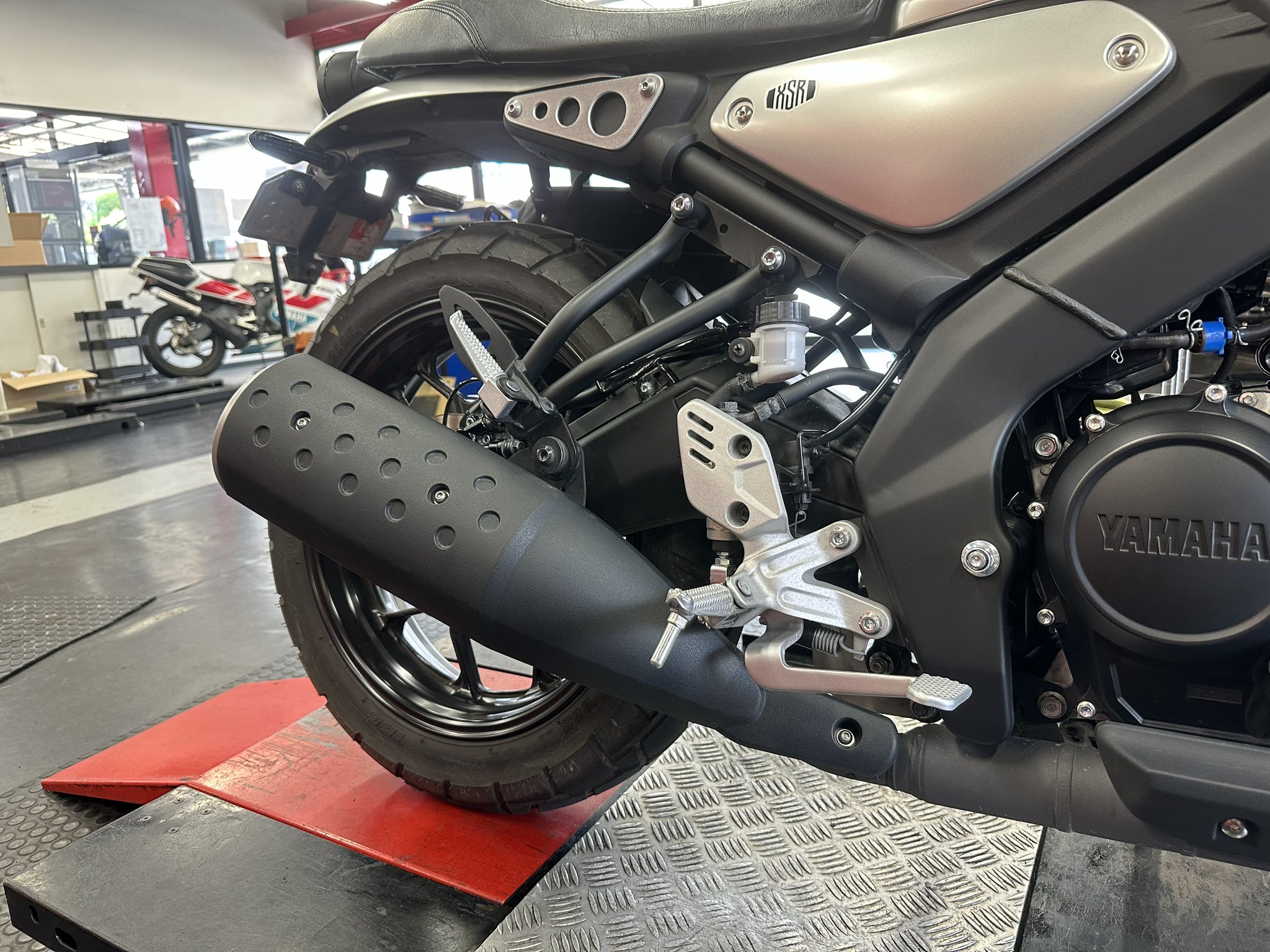 YAMAHA SB-500 ボディ バーズアイ ピックガード ブラスブリッジ