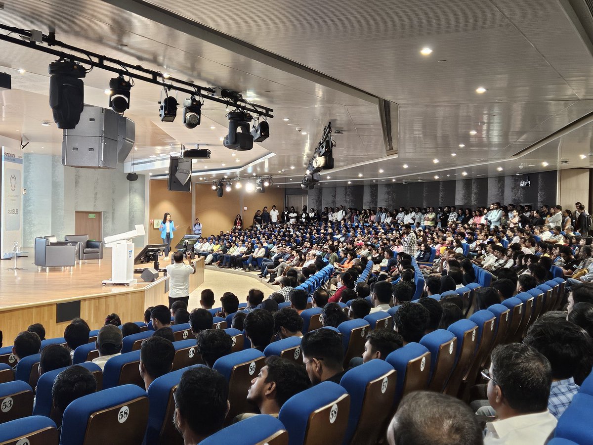 _pvn_pavan's tweet image. Exciting start of #sitBLR with inspiring keynote from @gangadharansind followed by panel with leaders from industry
@saplabsindia @findingabhi @maheshk_p
