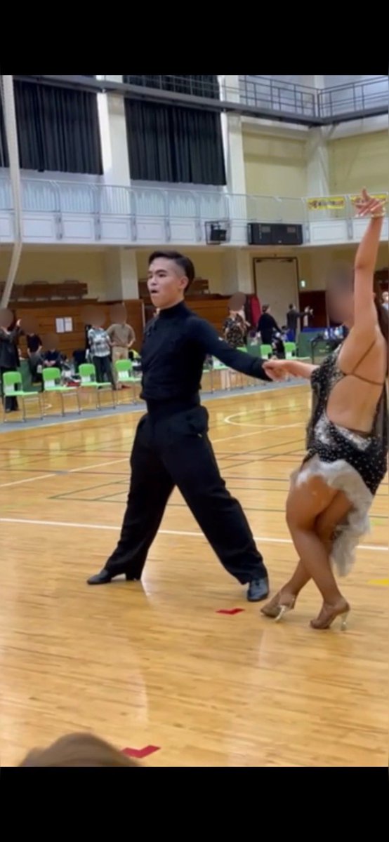 🕺パートナー募集💃

ゆっくりまったり探していこうと思います。

齋藤 大輔
25歳(8/10)
170cm(靴無し)
東京
モダンもラテンも両方好きです︎👍✨
どちらだけというかたもお話ください🍀

たくさん踊って、
たくさん学んで、
たくさん勝ちたいですね🔥

よろしくお願いします🌟

#パートナー募集