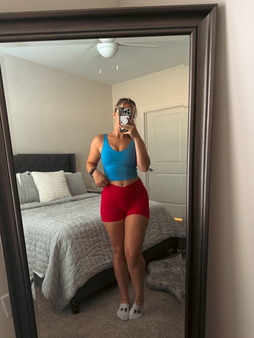 Oh hey&hellip;it&rsquo;s been a minute. Lots of fun has been happening on my private page 😏 if you aren&rsquo;t subscribed<a href="/tag/booty"class="tags"><span>#booty</span></a><a href="/tag/curves"class="tags"><span>#curves</span></a><a href="/tag/blonde"class="tags"><span>#blonde</span></a><a href="/tag/tanline"class="tags"><span>#tanline</span></a><a href="/tag/dadjokes"class="tags"><span>#dadjokes</span></a>