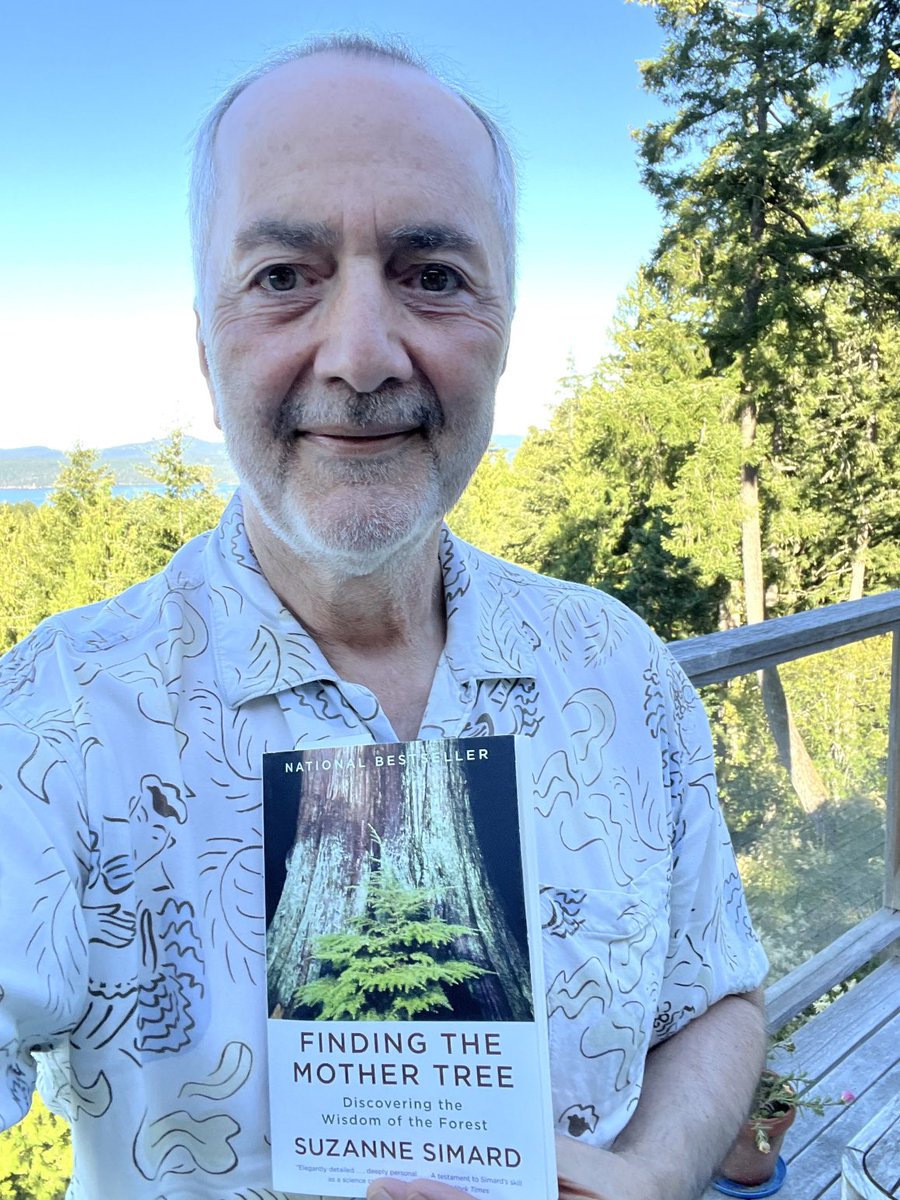 Raffi_RC's tweet photo. super summer book by @DrSuzanneSimard 🌟timely. #mothertree https://t.co/wKAvbThiVT