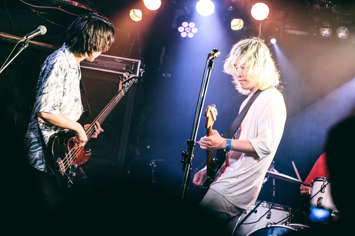 takashicure's tweet photo. 見にきてくれた方々、ありがとうございましたっ
2024.6.29 下北沢LIVEHOLIC
#Aftertalk
#MASHUPFES
カメラマン→@tsumuriiiiii49
バンド→@puff_noide https://t.co/egDRRYK86D