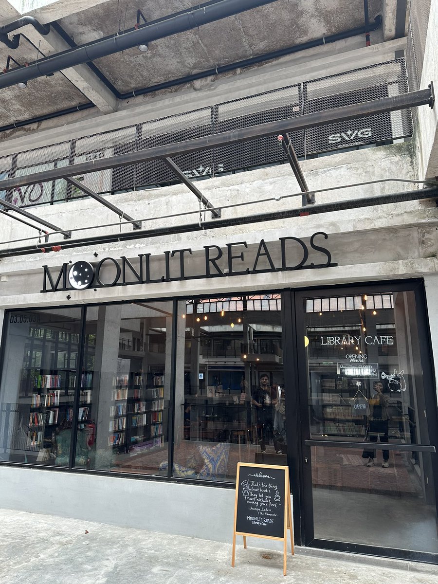 nadiahzkr's tweet photo. no matter how many times i go to tamarind square there's always a new store to discover https://t.co/Sg7msbEDmp