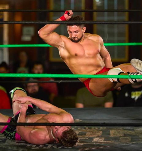 marti25810's tweet photo. Smash and Crash.
#beefcake #hunk #hunkywrestler #stud #studmuffin #muscle #canadianhunk #hotwrestler #sexyboi #pecs #gymbody #physique #beefcakesofwrestling https://t.co/VfWDWEmof5