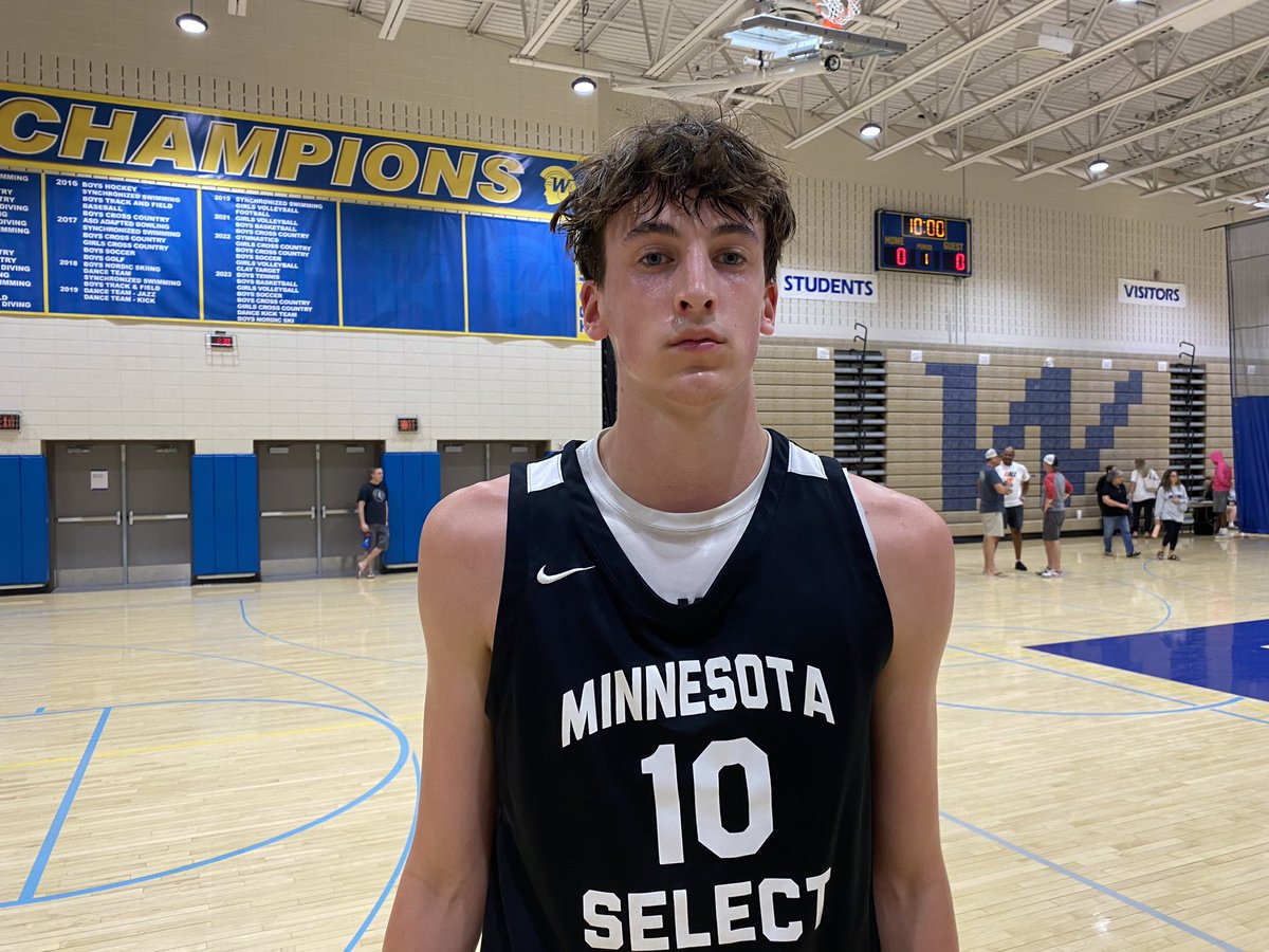 Select Koch 70 Heat Kavi 49  final

MS: Jake Dedominces 22pts/5rbs/4ast (9-14fg), Tommy Auge 7pts/11rbs/5bl, Andrew Nolde 12pts/9rb (6-8fg), Mohamed Madey 21pts/8rb (10-14fg)

MH: Trey Petersen 13pts (3 3s)

<a href="/PHCircuit/">Prep Hoops Circuit 🏀</a> #PHHardWorkFinals