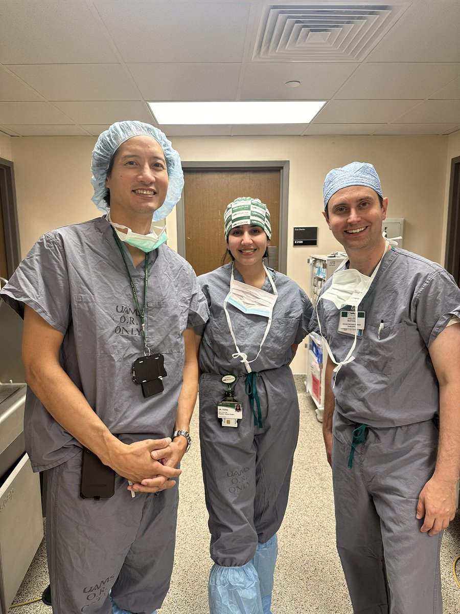 UAB Cardiothoracic Surgery (@uabctsresidency) on Twitter photo 🫁 donor run became extra special after seeing <a href="/UABSurgery/">UAB Surgery</a> alum and <a href="/WashUSurgery/">WashU Medicine Department of Surgery</a> transplant surgeon <a href="/grmartens/">Greg Martens</a> in AR #whyUABCT 🫁 donor run became extra special after seeing <a href="/UABSurgery/">UAB Surgery</a> alum and <a href="/WashUSurgery/">WashU Medicine Department of Surgery</a> transplant surgeon <a href="/grmartens/">Greg Martens</a> in AR #whyUABCT