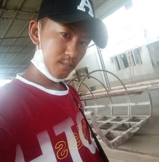 အန်တီမမအကိတ်ကြီးတွေဆိုအရမ်းကြိုက်