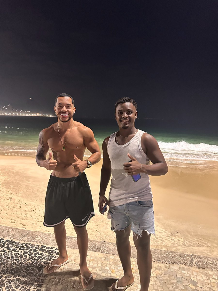 they said hi from brasil