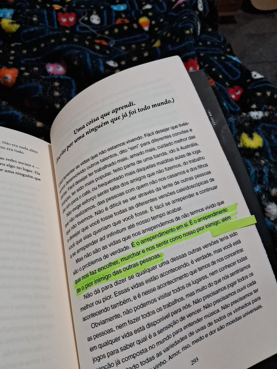 jusprinter's tweet photo. "A Biblioteca da meia-noite" - Matt Haig

⭐️⭐️⭐️⭐️⭐️
Lindo, incrível, maravilhoso, um espetáculo. Me identifiquei com a protagonista do começo ao fim e no final do livro eu tava assim 🥹 https://t.co/esGgwUldvx