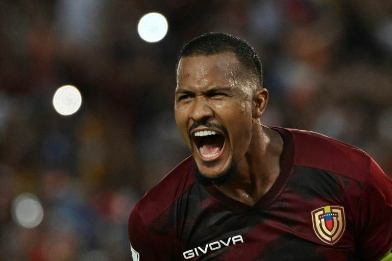 VEN 🇻🇪1-1🇨🇦 CAN (66')

‼️ H I S T Ó R I C O ‼️

<a href="/salorondon23/">Salomón Rondón</a> (7 goles) supera a José Luis Dolguetta (6) y se convierte en el máximo goleador de Venezuela en la Copa América.