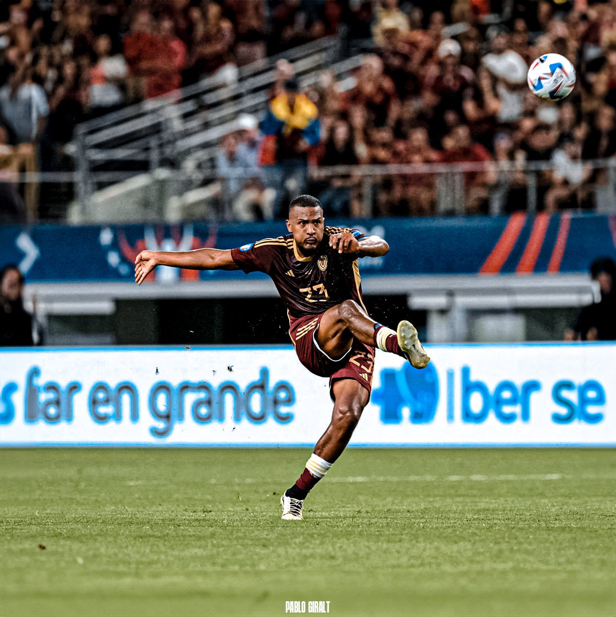 giraltpablo's tweet image. El gol de Rondón se explica en una sola palabra: FE 🇻🇪🙌🏼