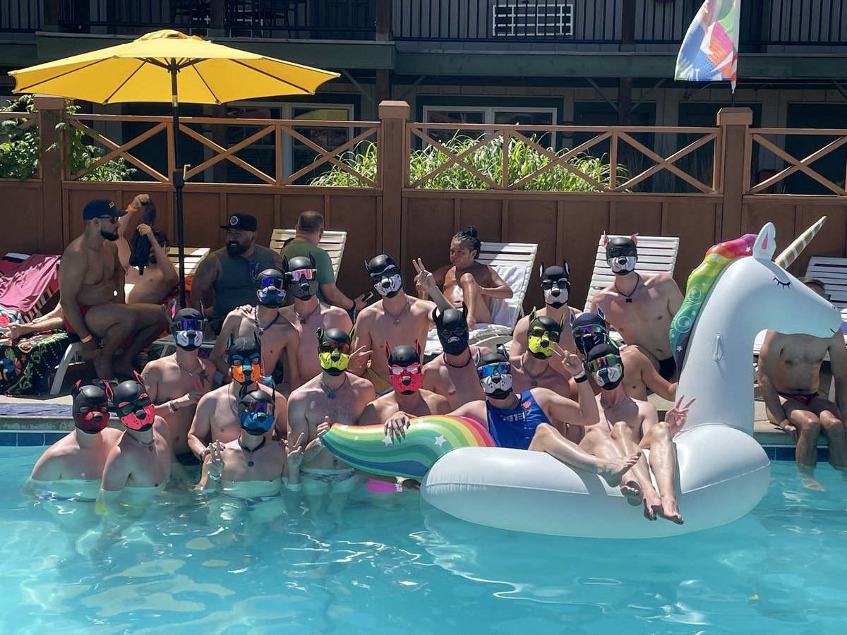 The Red, White, &amp; Awoooo 🐶 🎆 

Proud of these boys for braving the fireworks and taking over the Dunes Resort 🫶🏻😂