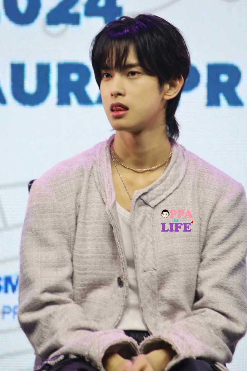 theoppaislife's tweet photo. Happy birthday KYLER! ✨️

Sobrang daming improvements since first time na napanood ka namin. We are always proud of you and we always gotchu!!

*as a fan account nanaman tayo ngayon 😭🤣

DA22LING YEARS WITH KYLER

#Kyler22CandiedYears
#HORI7ON #호라이즌 #KYLER #카일러  #HORI7ON_KYLER @HORI7ONofficial @HORI7ON_twt