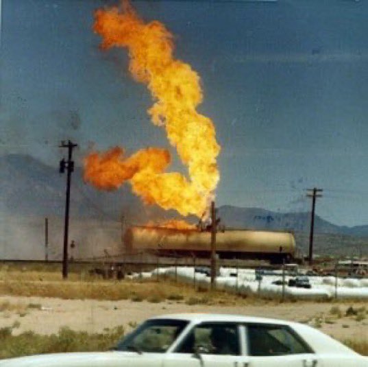 BillyGoldfeder's tweet photo. 51 YEARS SINCE THE KINGMAN EXPLOSION KILLED THESE FIREFIGHTERS (Video of the Explosion https://t.co/LLVvj6ScgJ ) More:
https://t.co/yGwpWAjkEt… @CityofKingman @azfirechiefs @IAFFofficial @AZFirefighters @NFFF_News @IAFC_SHS #bleve #restinpeace https://t.co/4mYLgdrfMb