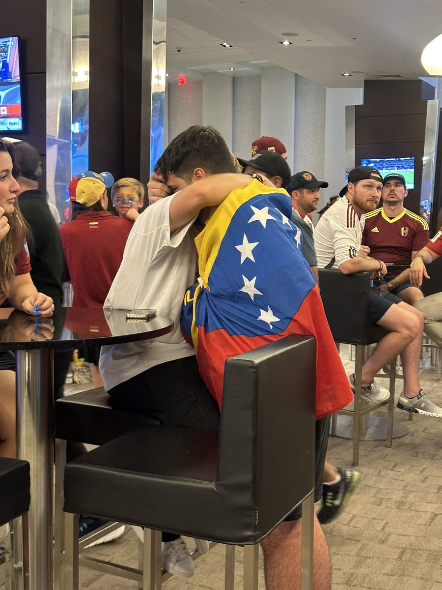 Alejandra Oraa tweet media