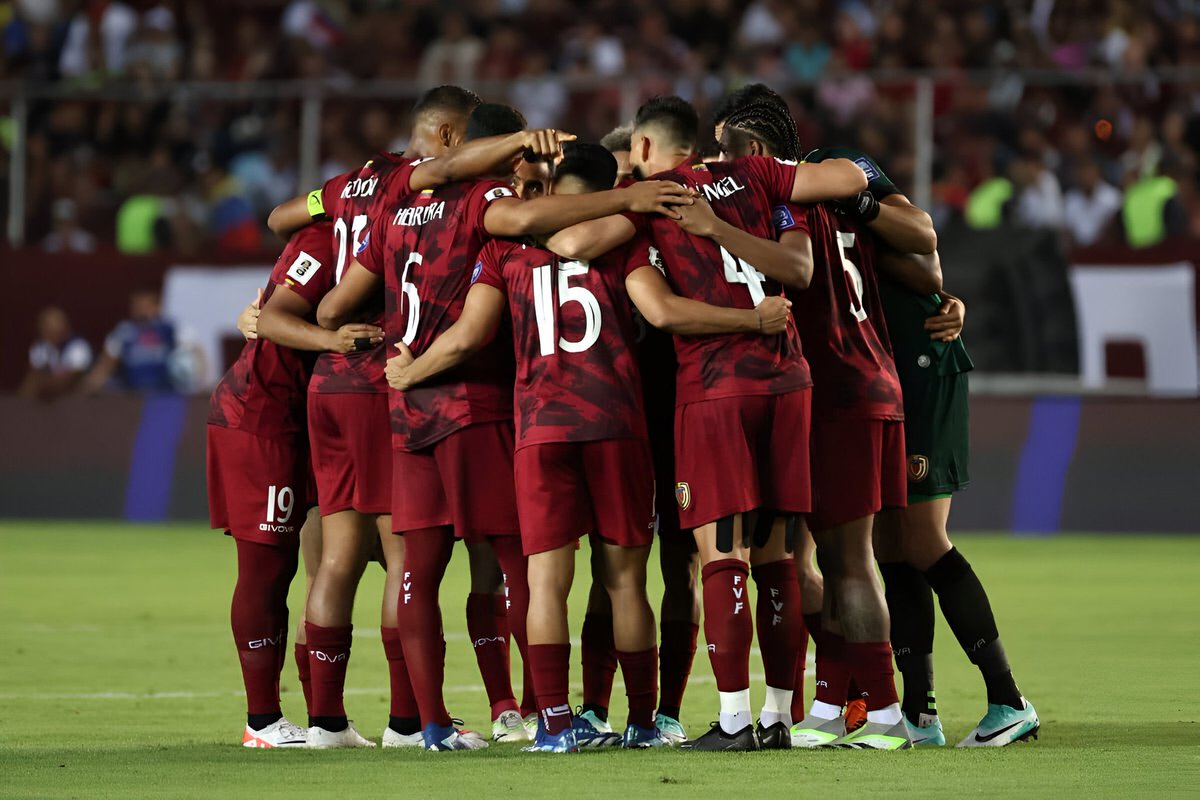 La fe no se acaba!
Orgullosos de ustedes muchachos! 
Arriba nuestra vinotinto!!
Vamos Venezuela!!!