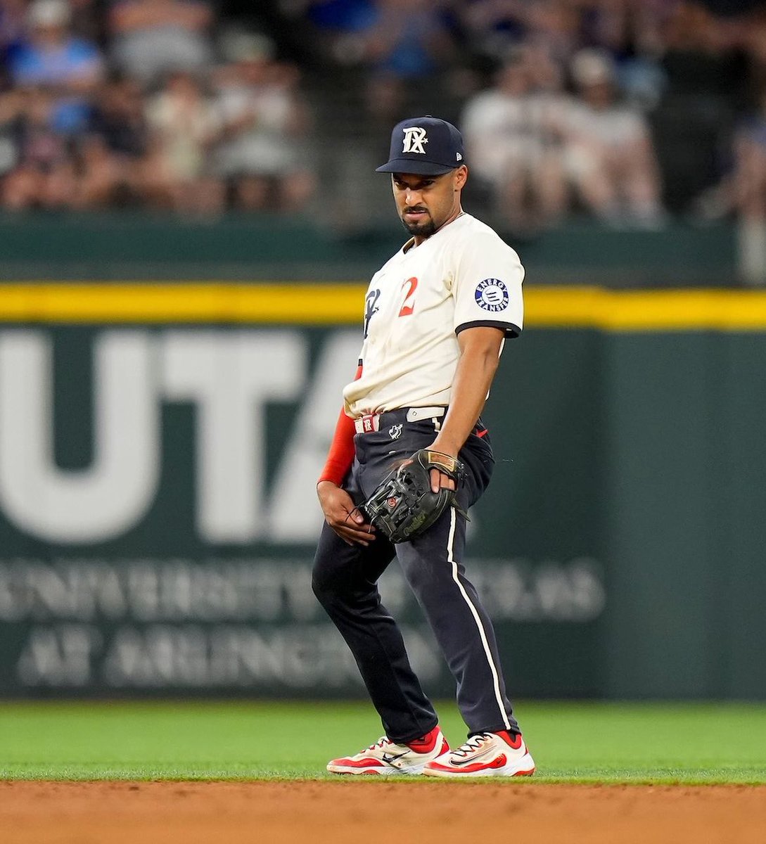 How I be lookin at my girl when she wears Rangers stuff