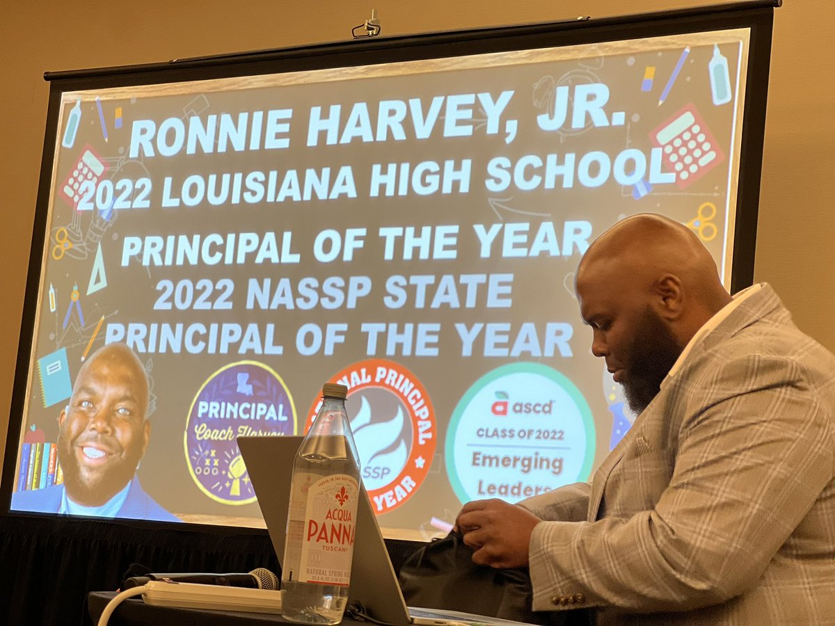💭
Remember, it is never too late to be the person you said you were going to be! 
➡️🗣️↗️🗣️⬆️
#theplaybookofprinciplesforprincipals 
#principalcoachharvey #principalcoachharveyspeaks