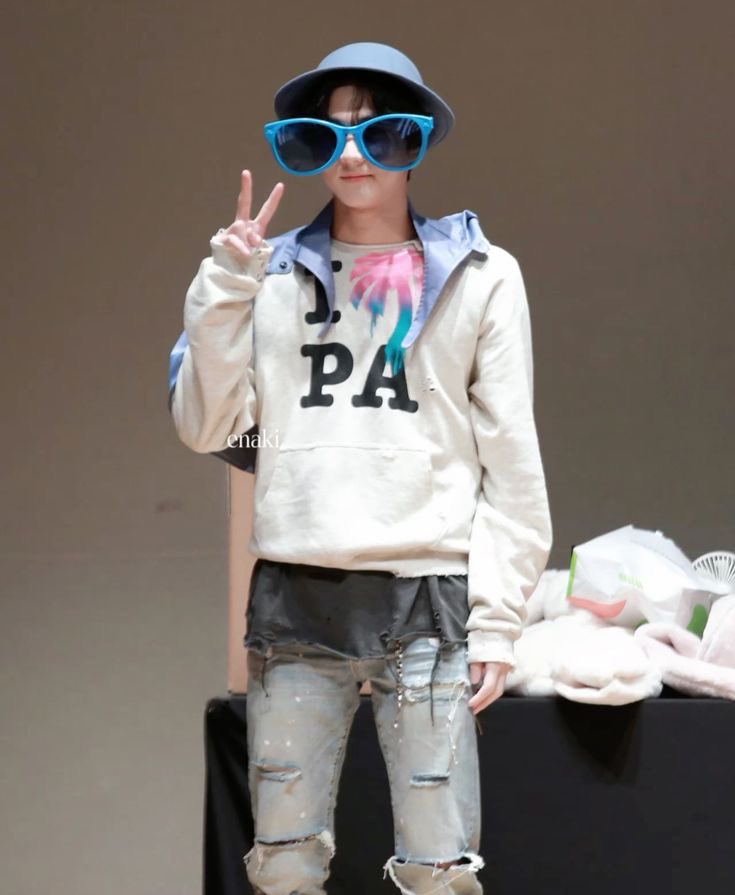 𐙚˚ zhavira🦋⭑ tweet media